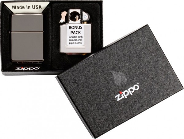 Подарочный набор ZIPPO: зажигалка Black Ice® и вставной блок для зажигалок для трубок, латунь/сталь, без топлива